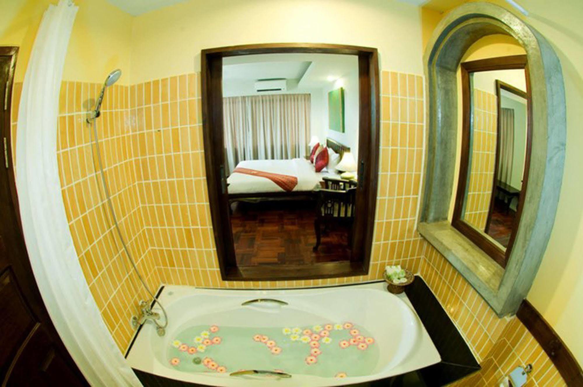 Swankaburi Boutique Hotel Sawankhalok Exterior foto